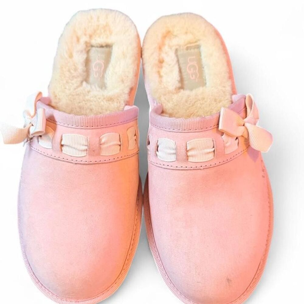 UGG Scuffette Pink Suede Shearling Bow Slippers Women’s Size 7 Cozy Mule